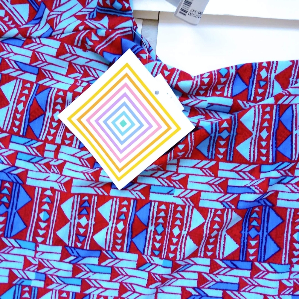 Small Lularoe women's tunic shirt tops Christmasy - Picture 6 of 8